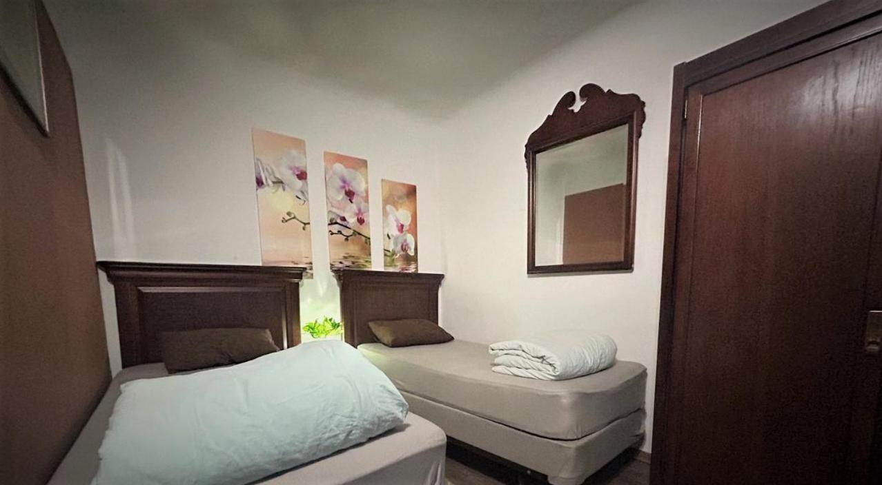 Bern Hostel Kiszyniów Zewnętrze zdjęcie