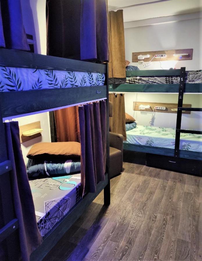 Bern Hostel Kiszyniów Zewnętrze zdjęcie