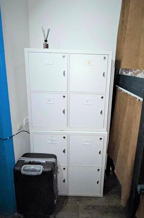 Bern Hostel Kiszyniów Zewnętrze zdjęcie