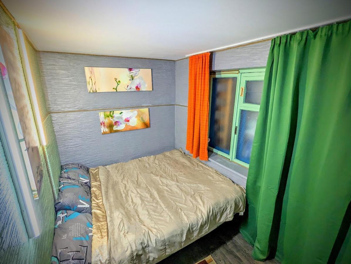 Bern Hostel Kiszyniów Zewnętrze zdjęcie
